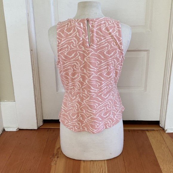 14th & Union Small‎ - Picture 3 of 5